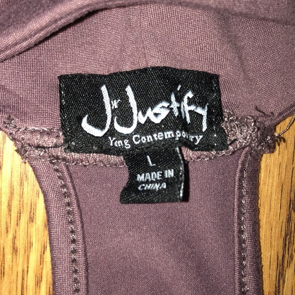 Strapless shirt with turtle neck detailing - Picture 2 of 3